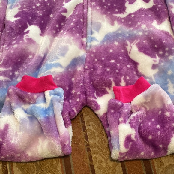 Plush onesie unicorn pj size 4t - Picture 4 of 12